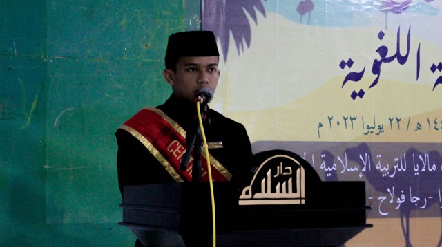 Pembukaan Kegiatan Bahasa Tahun Ajaran Pondok Pesantren