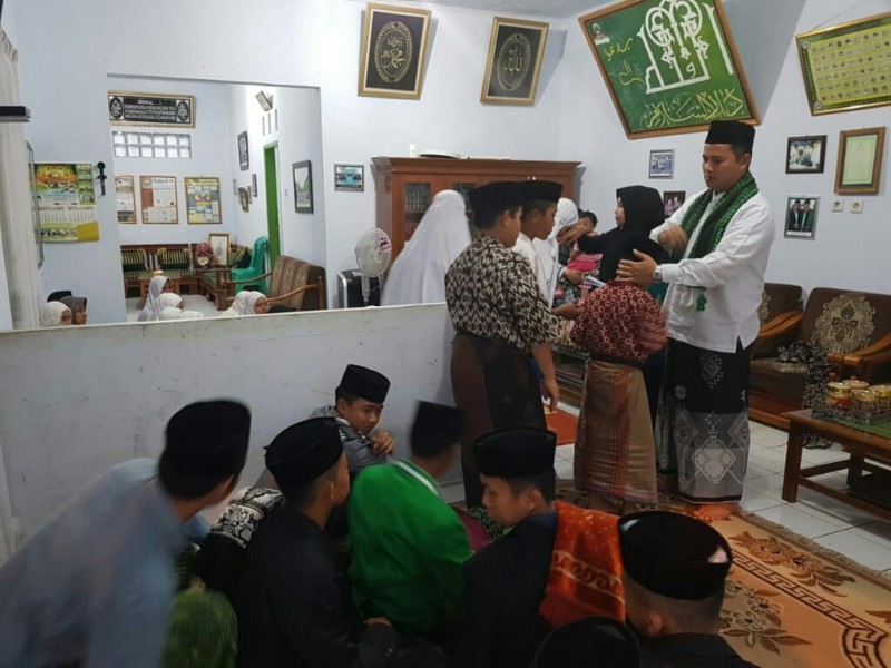 Peringatan 10 Muharram di Pondok Pesantren Darussalam Rajapolah Tasikmalaya