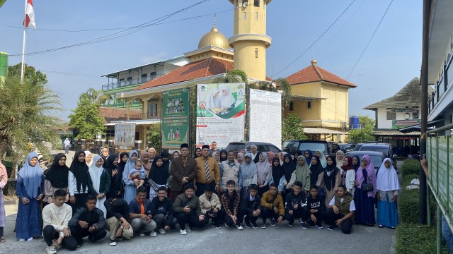 Pelepasan English Camp Pare Kediri Jawa Timur