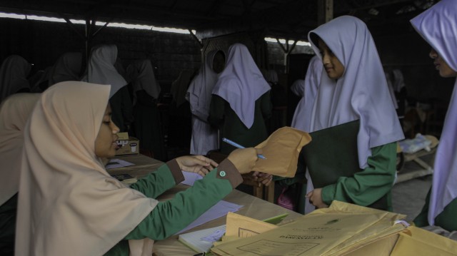 Kedatangan Santri/at ke Pondok Pesantren Darussalam Rajapolah Tasikmalaya