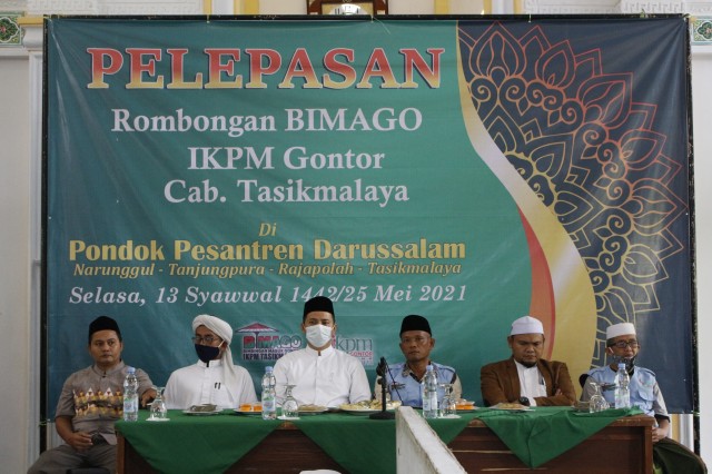  Melepas Keberangkatan Para Calon Santri/Santriat Gontor Putra/Putri 