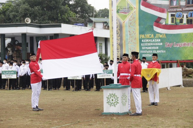 Pekan Perkenalan Khutbatu L `arsy Alfu Alfiah Generation 2021 Pondok